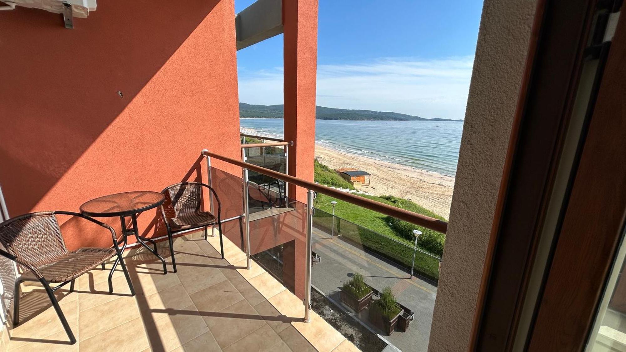 Zigrabay Lovely Appartments Primorsko Exterior photo